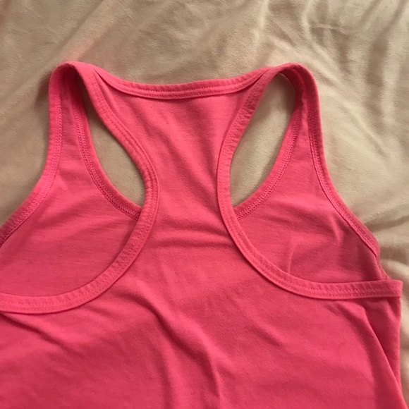 Tank top bundle - Picture 8 of 9